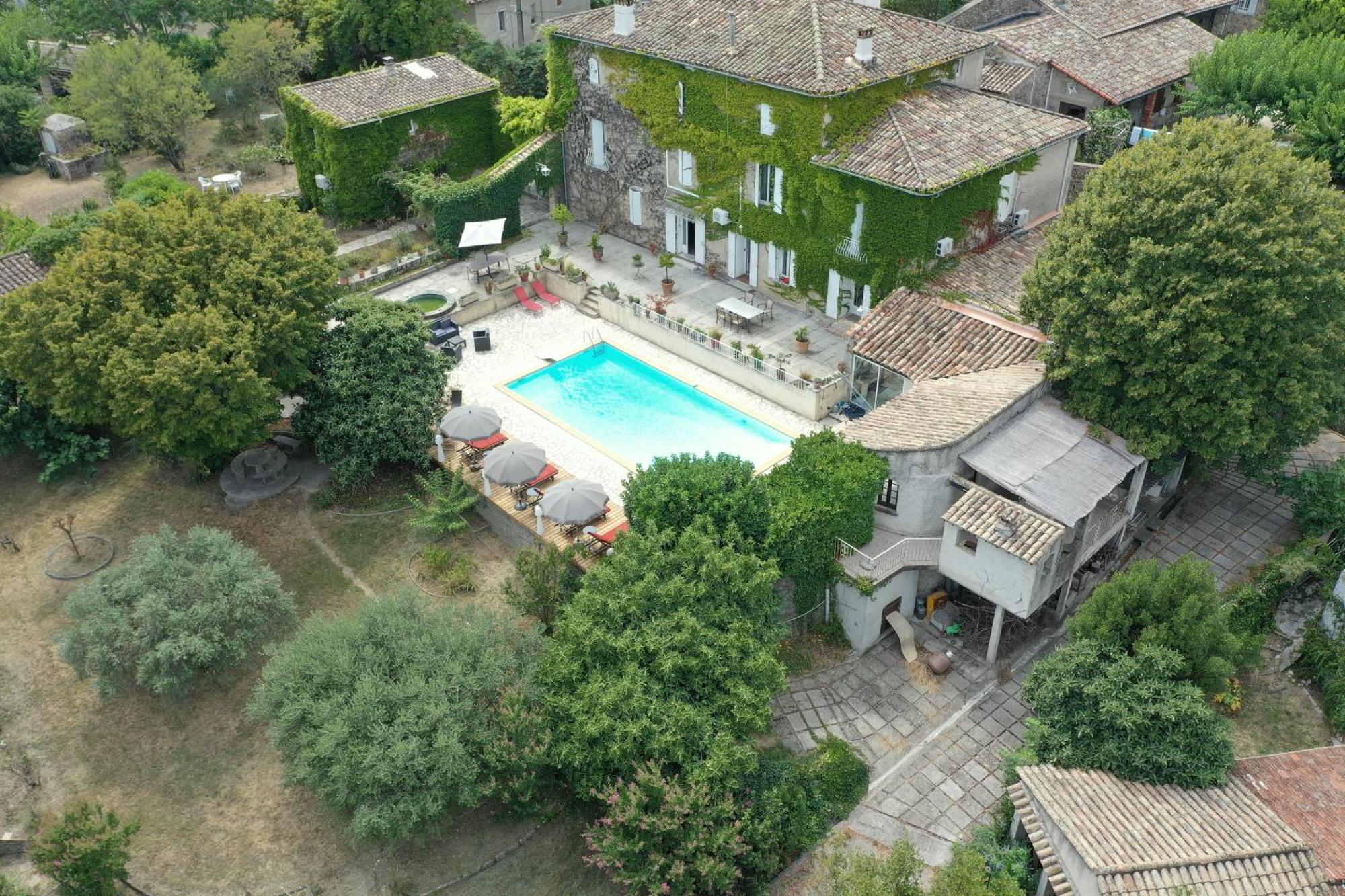 Le Domaine Du Soulier -Gite Et Chambres D'Hotes - La Maison Du Gardien Tornac Zewnętrze zdjęcie