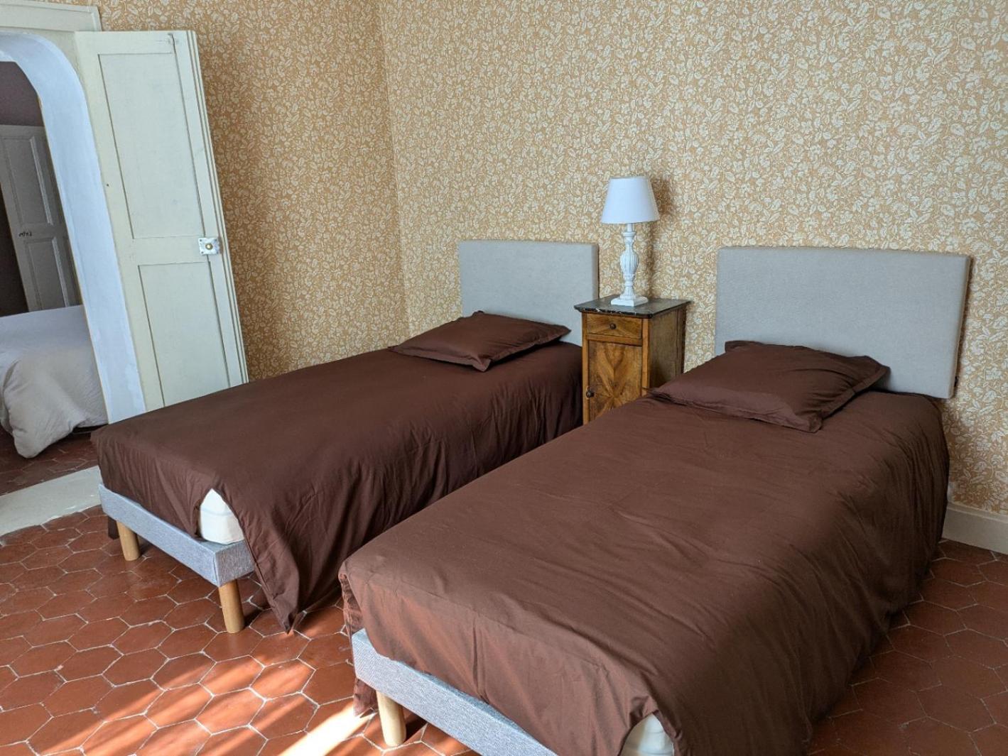Le Domaine Du Soulier -Gite Et Chambres D'Hotes - La Maison Du Gardien Tornac Zewnętrze zdjęcie